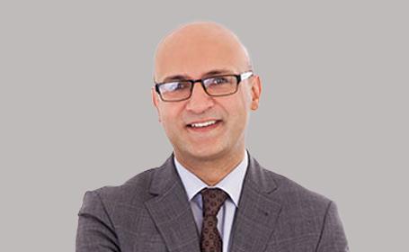 Portrait of Mr Faisal Hussain , Consultant Orthopaedic Surgeon