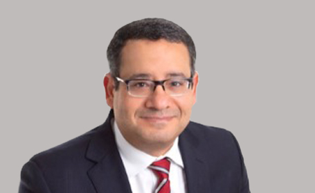 Portrait of Mr Yousri Afifi , Consultant Gynaecologist