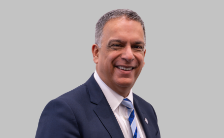 Portrait of Mr Anil Gambhir , Consultant Orthopaedic Surgeon