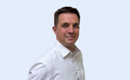 Portrait of Mr Matthew Kent , Consultant Orthopaedic Surgeon