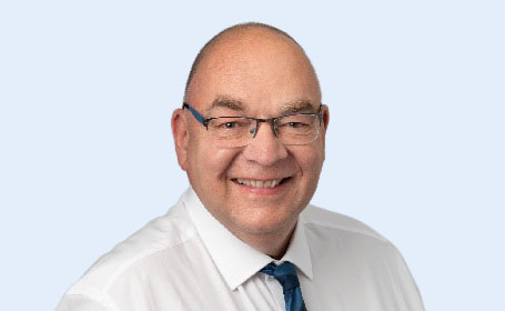 Portrait of Mr Gary Cousin , Consultant Oral & Maxillofacial Surgeon