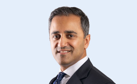 Portrait of Mr Gurudatt Sisodia , Consultant Orthopaedic Surgeon