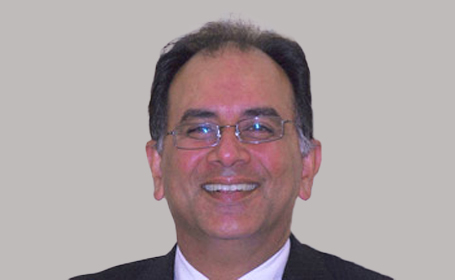 Portrait of Krishna Kumar Singh , Consultant Surgeon, Specialist in Upper Gastro-Intestinal & Minimally Invasive Surgery