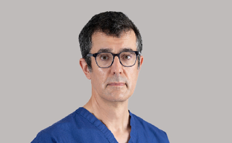 Portrait of Oscar Garcia-Casas , Consultant Spinal Surgeon