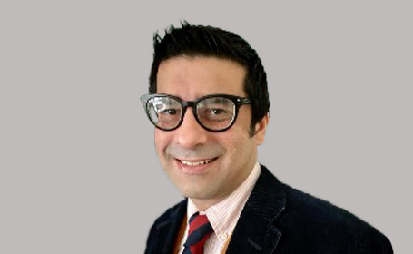 Portrait of Shaz Salim , Consultant Gynaecologist