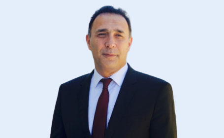 Portrait of Professor Hisham M Mehanna , Consultant Specialist in Head, Neck and Thyroid Surgery