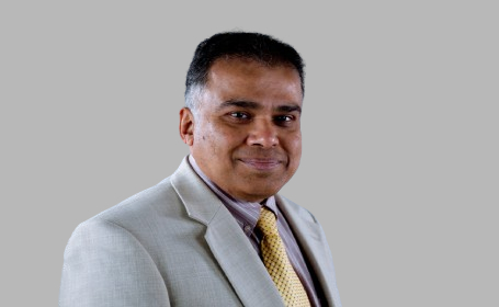 Portrait of Mr Haradikar Varadaraj , Consultant Urologist