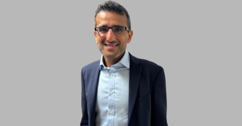 Portrait of Dr Tahir Akbar , Consultant Gastroenterologist