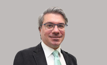 Portrait of Alexios Tzivanakis , Consultant Colorectal and Peritoneal Malignancy Surgeon