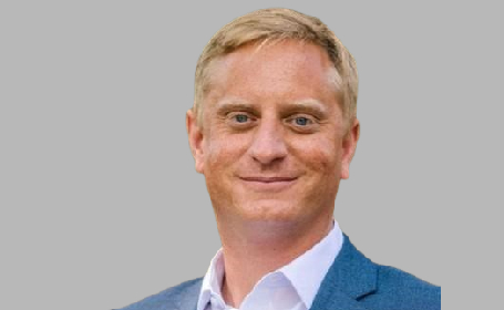 Portrait of Jonathan Kosy , Consultant Orthopaedic Surgeon