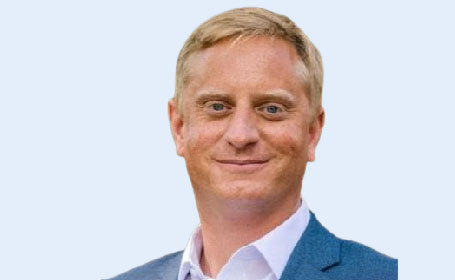 Portrait of Jonathan Kosy , Consultant Orthopaedic Surgeon