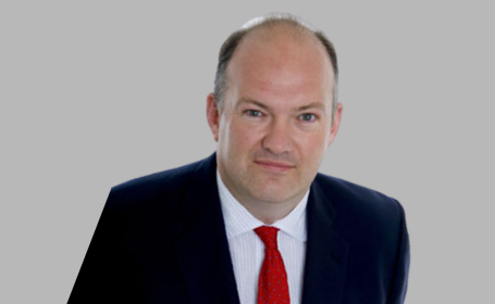 Portrait of Richard Jason Harker , Consultant Orthopaedic & Spinal Surgeon