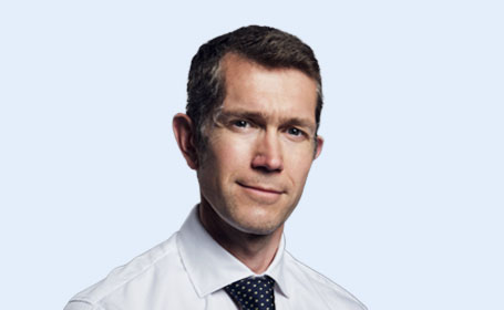 Portrait of Mr Charles Antony Willis-Owen , Consultant Orthopaedic Surgeon