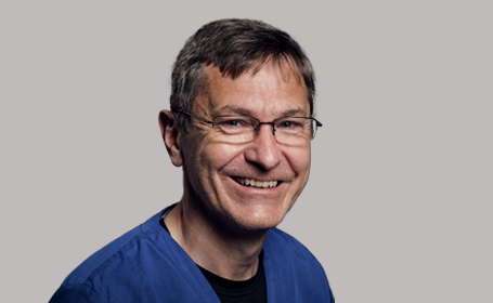 Portrait of Dr Selwyn Richards , Consultant Rheumatologist