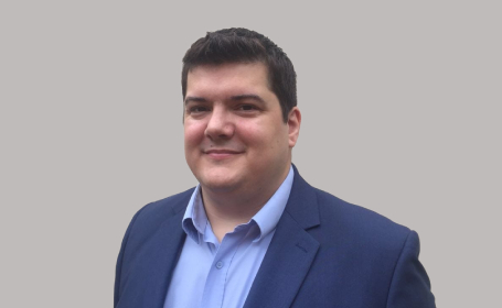 Portrait of Mr Charles Baker , Consultant Gynaecologist and Obstetrician