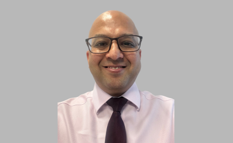 Portrait of Rishi Chandel , Consultant Gastroenterologist
