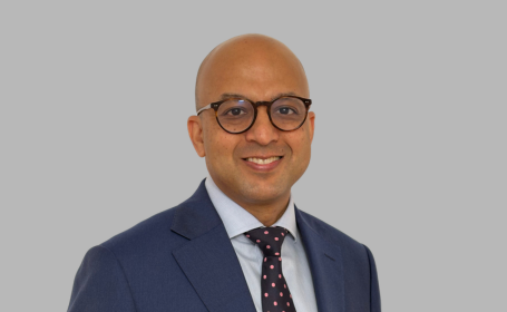 Portrait of Dr Rishi Chandel , Consultant Gastroenterologist