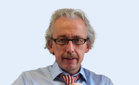 Portrait of Huw Beynon , Consultant Physician