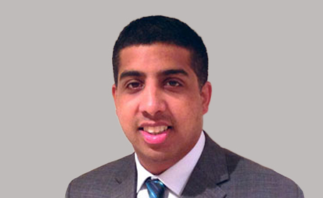 Portrait of Kesavan Sri-Ram , Consultant Orthopaedic Surgeon