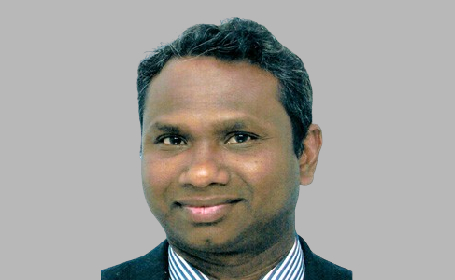 Portrait of Mr Selva Theivacumar , Consultant Vascular & Endovascular Surgeon