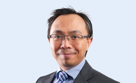 Portrait of Mr Arif Razak , Consultant Orthopaedic Surgeon