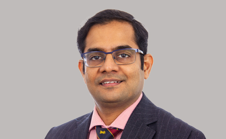 Portrait of Mr Narayana Prasad , Consultant Shoulder and Elbow Surgeon