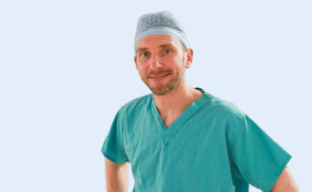 Portrait of Simon Fogerty , Consultant Orthopaedic & Trauma Surgeon