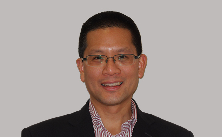 Portrait of Dr Ian Geh , Consultant Clinical Oncologist