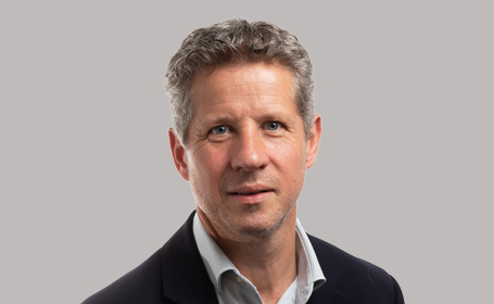 Portrait of Dr John Gordon , Consultant Gastroenterologist