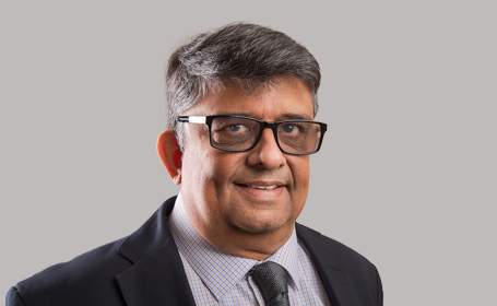 Portrait of Mr Jaysheel Mehta , Consultant Orthopaedic Foot & Ankle Surgeon