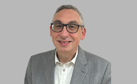Portrait of Mr Jeffrey Kwartz , Consultant Ophthalmologist