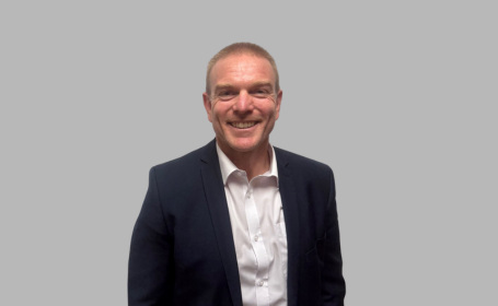 Portrait of Jonathan Evans , Consultant Colorectal and General Surgeon