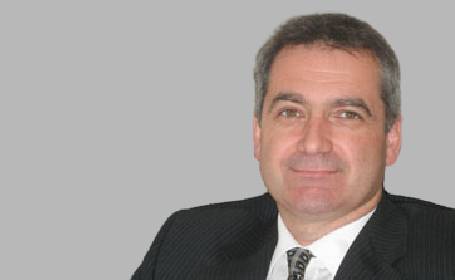 Portrait of Ken Harries , Consultant General Surgeon