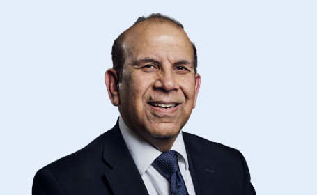Portrait of Kush Narang , Consultant Orthopaedic Surgeon