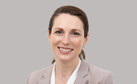 Portrait of Lauren Uppal , Plastic, Reconstructive & Hand Surgeon