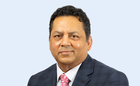 Portrait of Sanjay Sinha , Consultant Orthopaedic Surgeon