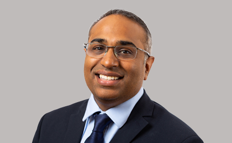 Portrait of Simond Jagernauth , Consultant Upper Limb Orthopaedic Surgeon