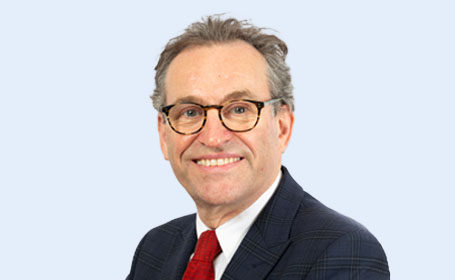 Portrait of Stephen Warren , Consultant Surgeon