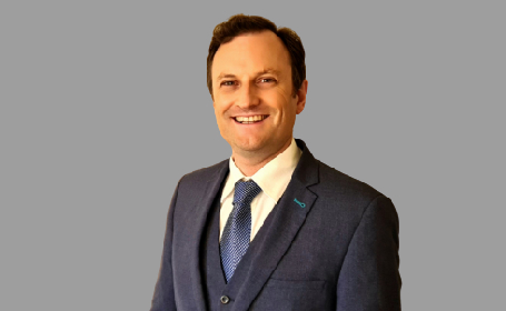 Portrait of Mr Donald Hansom , Consultant Orthopaedic Surgeon