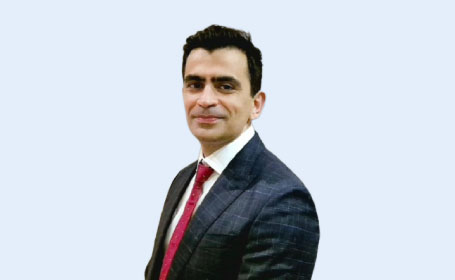 Portrait of Mr Ihsan Mahmood , Consultant Orthopaedic Surgeon