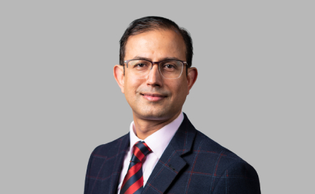 Portrait of Mr Muhammad Adeel Akhtar , Consultant Trauma and Orthopaedic Surgeon