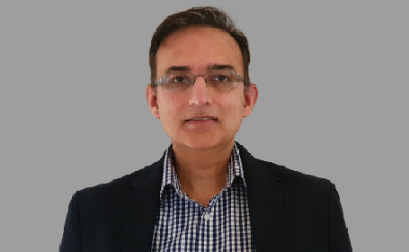 Portrait of Mr Rahul Kakar , Consultant Orthopaedic Surgeon