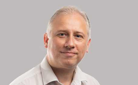 Portrait of Mr Luke Clifford , Consultant Ophthalmic Surgeon