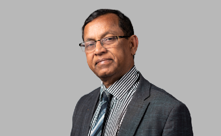 Portrait of Mr Dipak Raj , Consultant Orthopaedic Surgeon