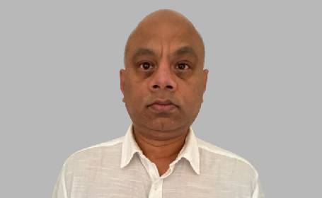 Portrait of Dr Palani Sathish Babu , Consultant Physician & Gastroenterologist