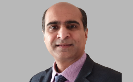 Portrait of Mr Aravind Desai , Consultant Orthopaedic Shoulder and Elbow Surgeon