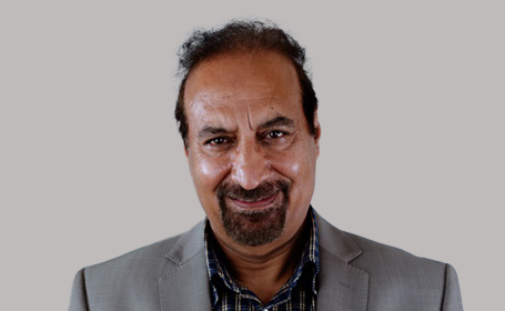 Portrait of Mr Mohammad Maqsood , Consultant Orthopaedic Surgeon