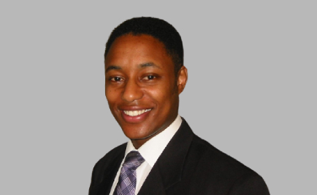 Portrait of Mr Paul Tesha , Consultant Ophthalmic Surgeon