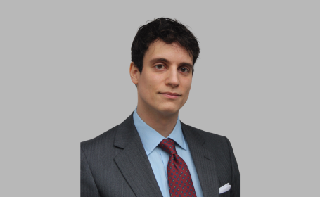Portrait of Dr Ricardo Madrigal , Consultant Allergist