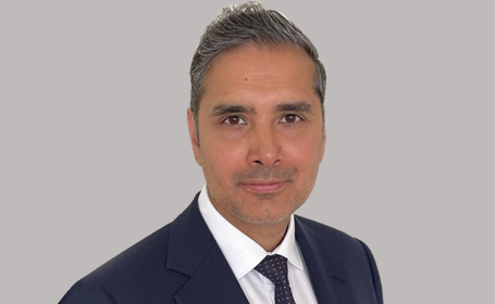 Portrait of Dr Shabaaz Mughal , Consultant Sport & Exercise Medicine Physician
